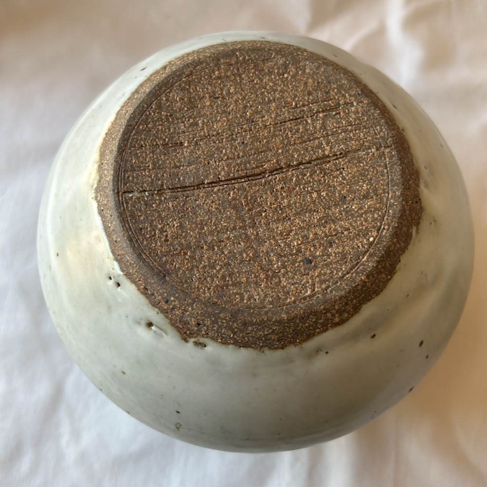 Stoneware Lidded Container - Picture 8 of 8
